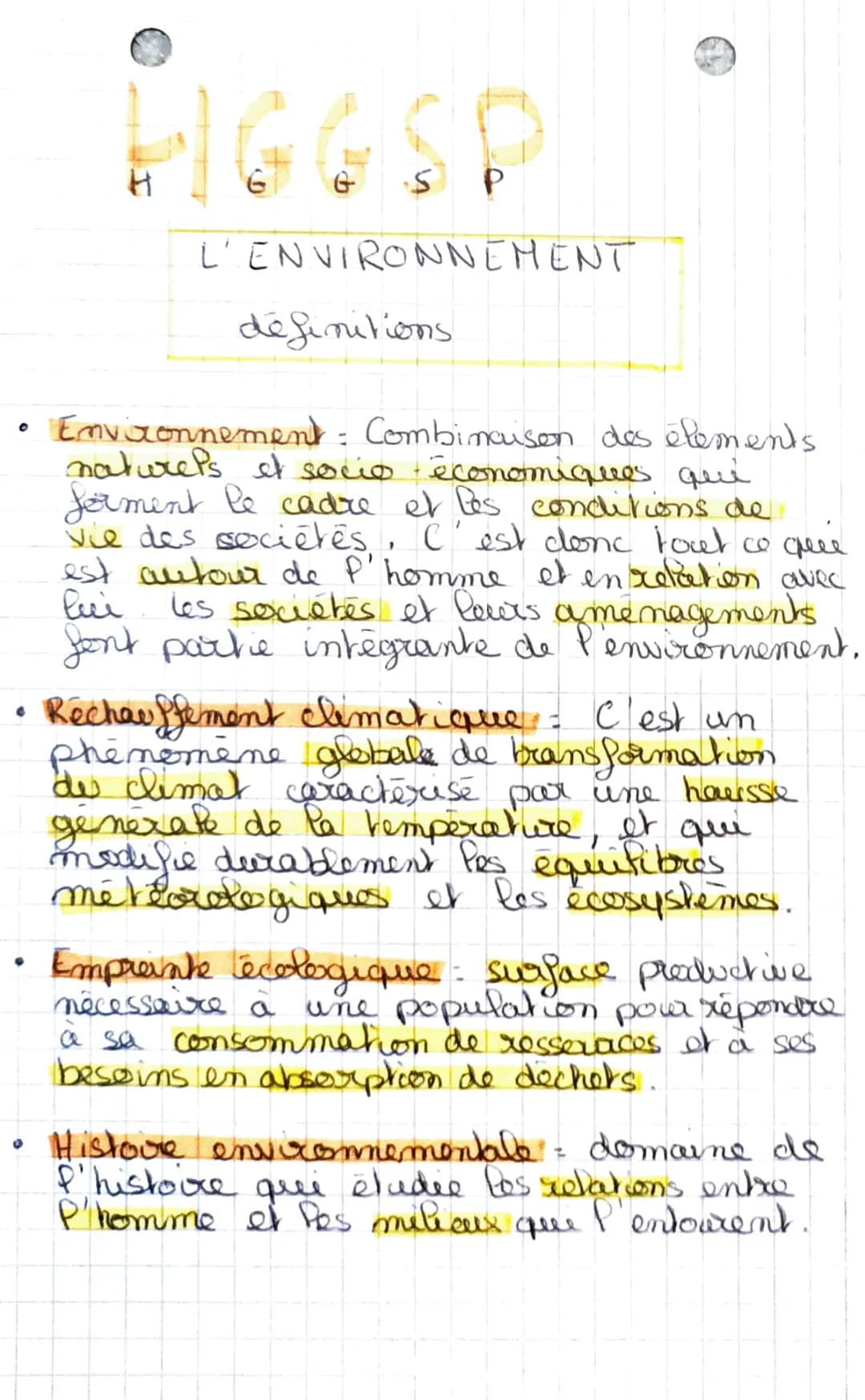 # HGGSD
SP

L'ENVIRONNEMENT

definitions

*   Environnement: Combinaison des éléments
naturels et socio économiques qui
ferment le cadre et 