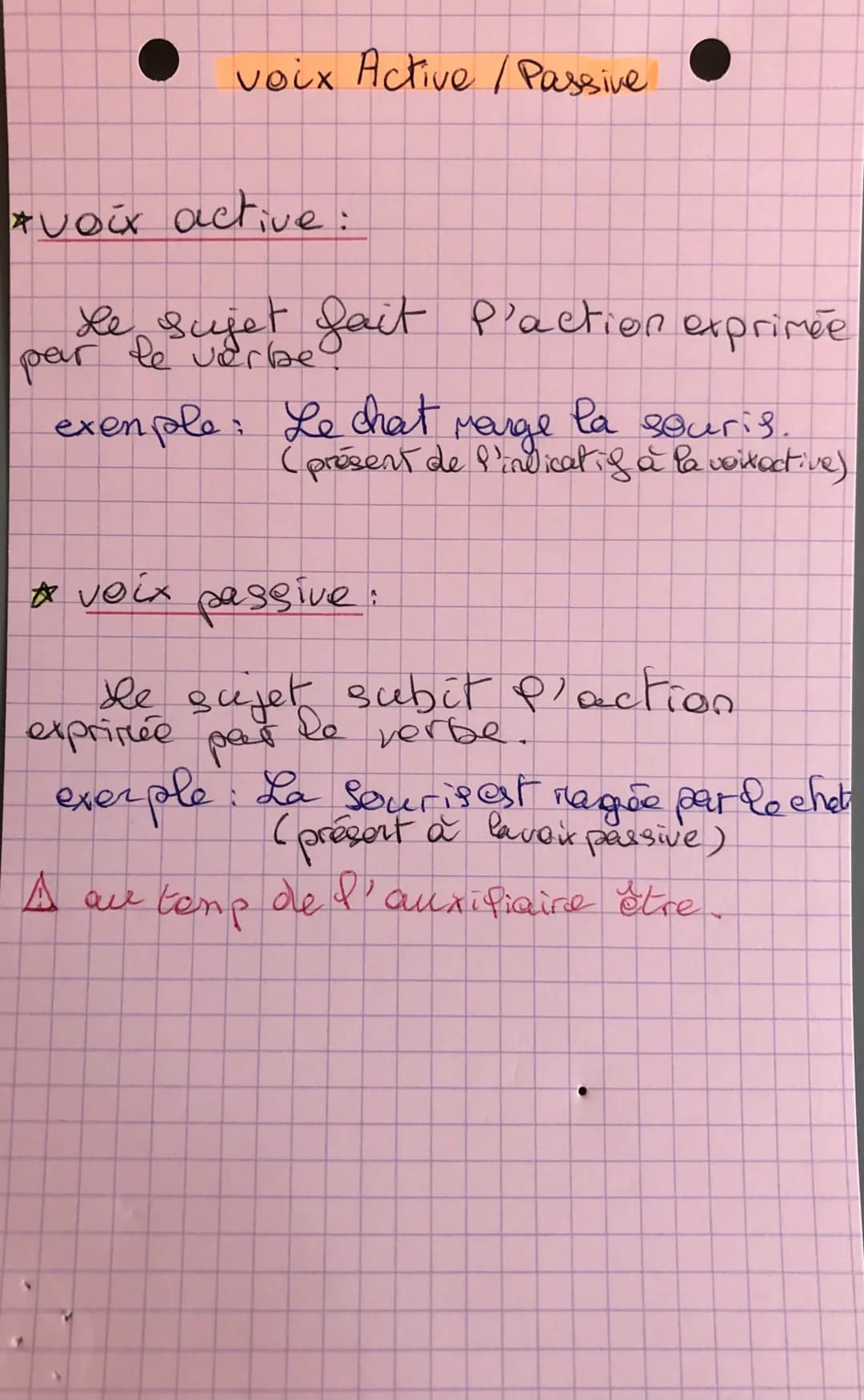 voix Active/Passive

*voix active:

He sujet fait P'action exprimée
par le verbe
exemple: Le chat marge la souris.
(présent de l'indicatif à