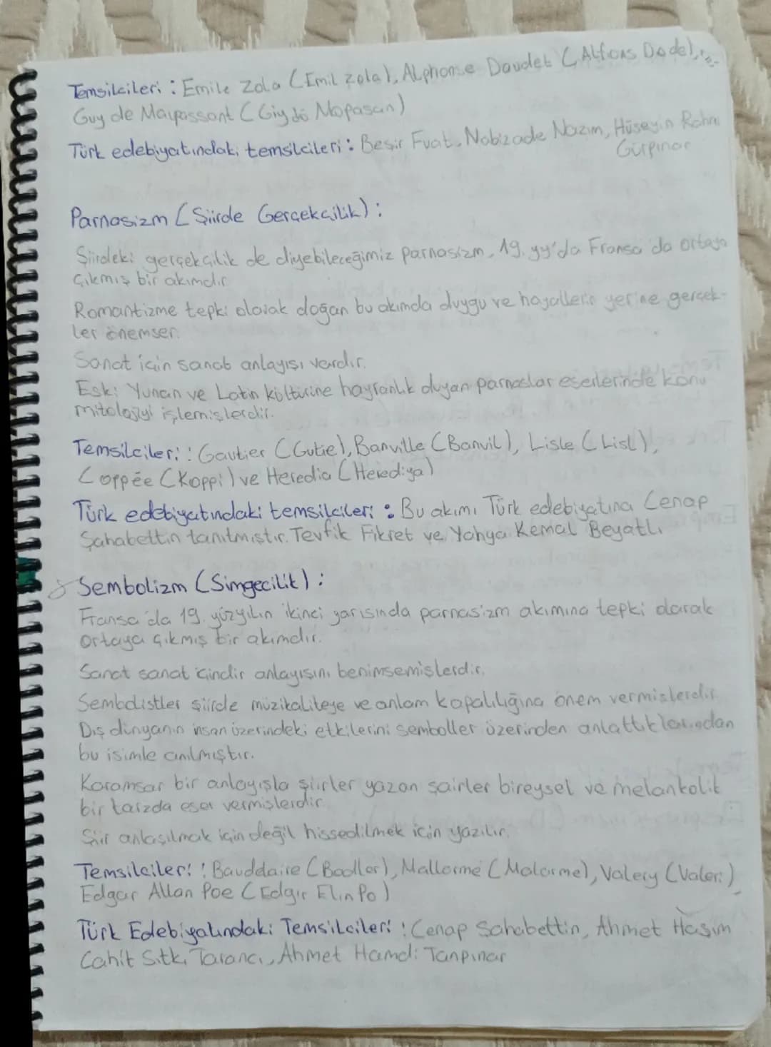 # Edebiyat ve Toplum ilişkisi

Edebiyat: Olay, duşünce, duygu ve hayallerin dil aracılığıyla
Sözlü veya yazılı darak biçimlendirilmesi sanat
