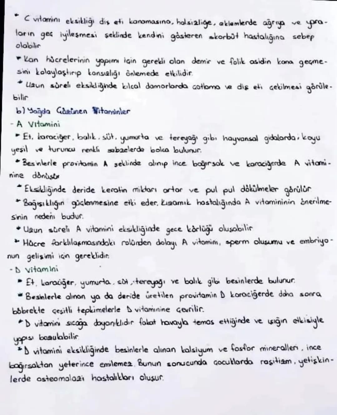 - Bitkiler, ihtiyac duydukları bütün vitaminleri sentezleyebilir
- Vitaminler kolay bozulan bileşiklerdir. Oksijen, güneş ışığı, ist; bakır,
