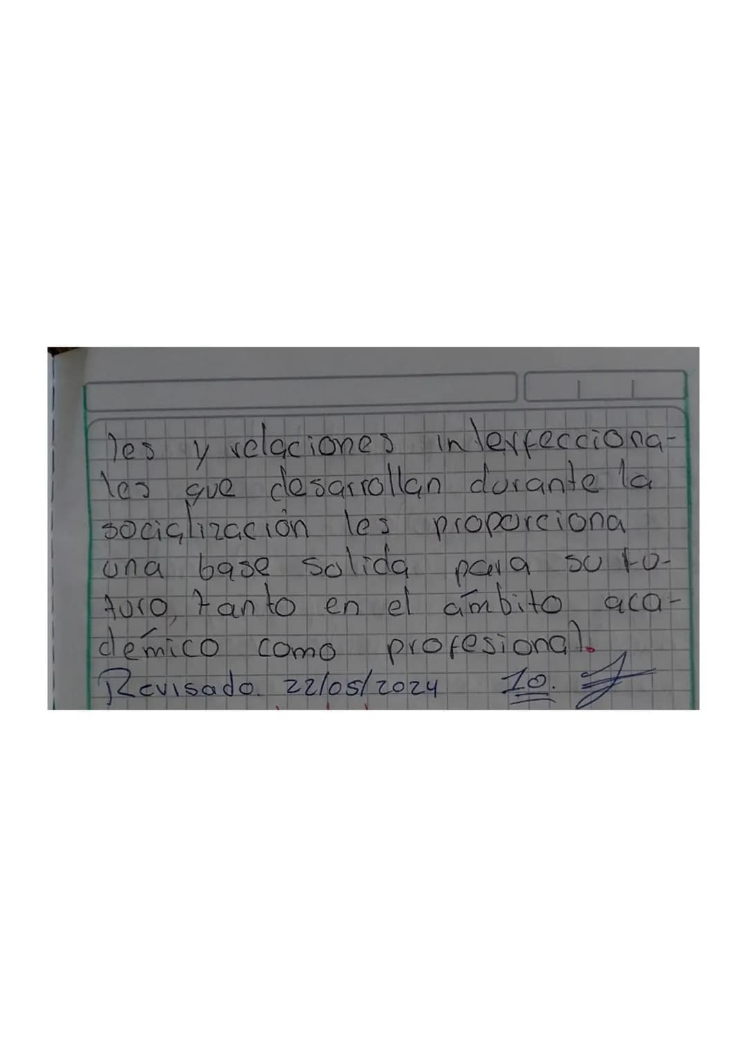 Socialización

La socialización se refiere al
proceso mediantes el cual
aprende a interactuar relacio
naise y aclaptarse a su entor
no socia