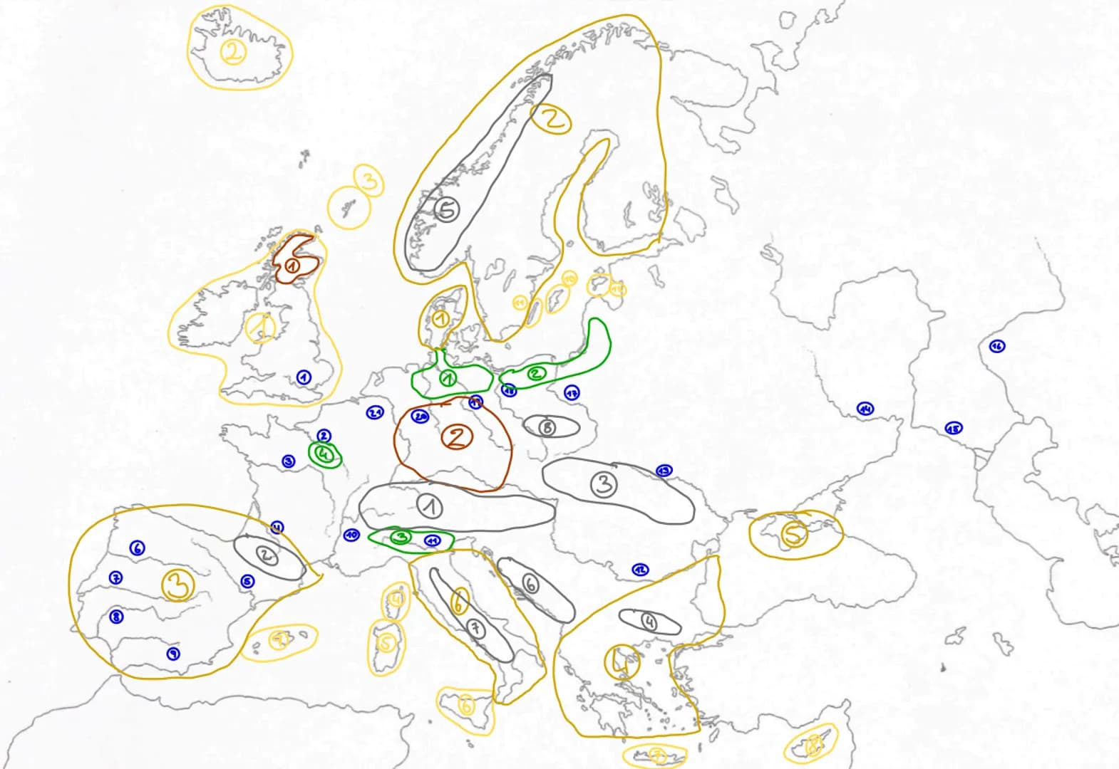  Europa - Physisch

Semesterthema Q1.1

Wirtschaftsräumliche Dynamiken und ihre Auswirkungen in Europa
I. Europa als Naturraum
1. Lage; Größ