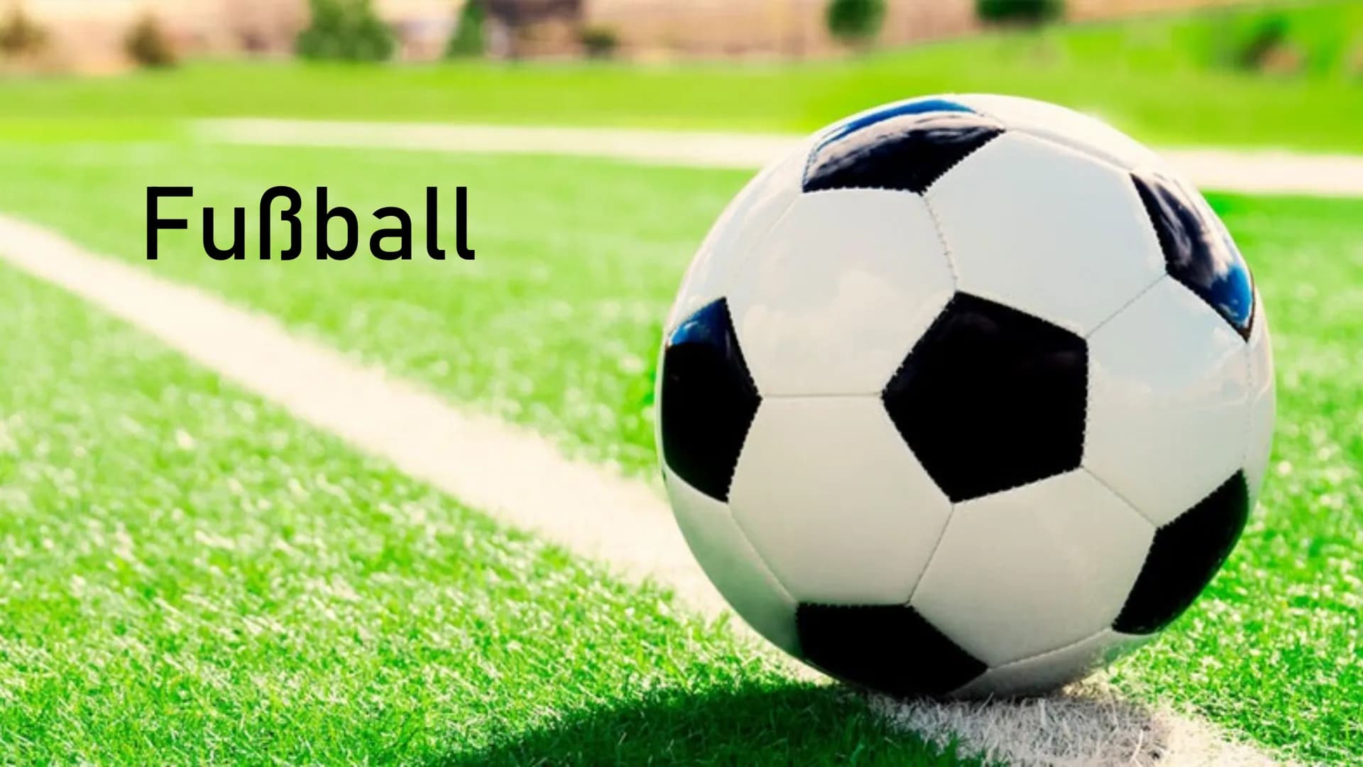 # Fußball Gliederung

1. Allgemein
2. Spielfeld
3. Spielpositionen
4. Die wichtigsten Regeln
5. Rote und gelbe Karte Was ist Fußball?

• Bal