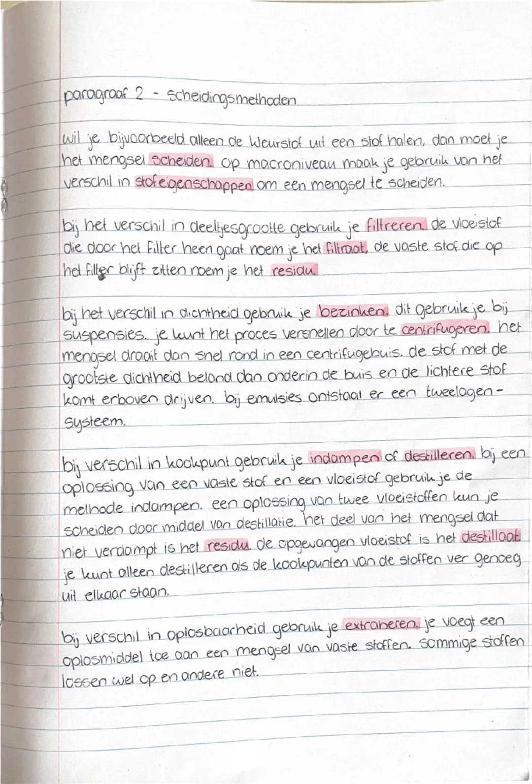 Scheikunde
hoofdstuk 1 en 2
paragraaf 1 zuivere stof en mengsel.

als je stoffen op microniveau bekijkt, bestaan de meeste stoffen uit
molec