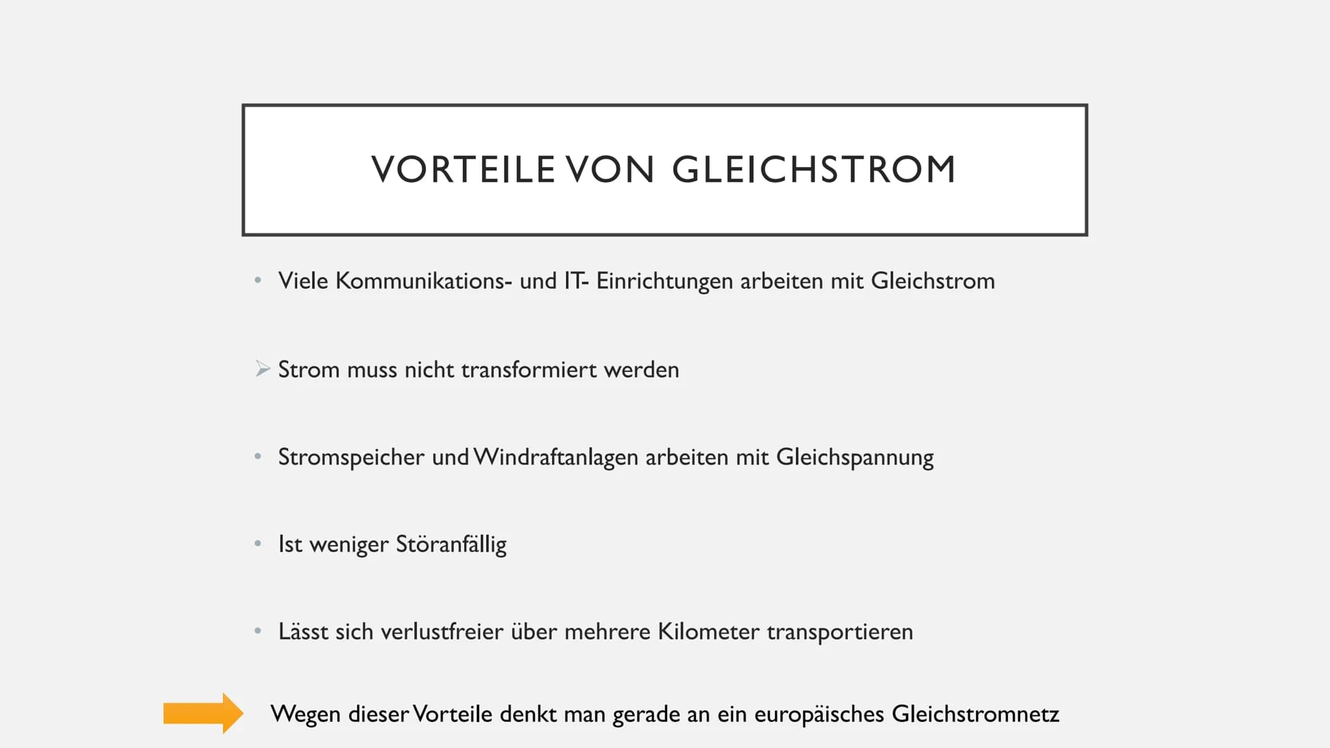 # DAS STROMNETZ

Physik Präsentation Kraftwerk
Strom gelangt ins
Stromnetz

WIE KOMMT DER STROM IN DIE
STECKDOSE?

-Übertragungsnetz
-220-38