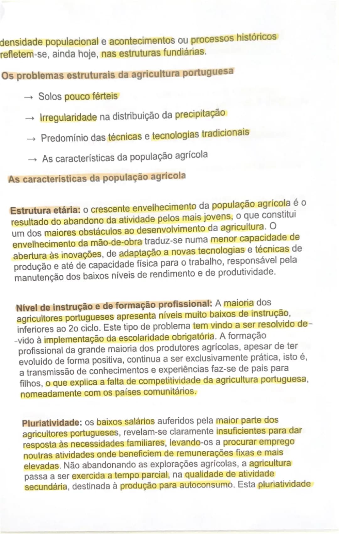 # AS ÁREAS RURAIS EM MUDANÇA

O peso da agricultura no setor económico

À semelhança do que tem acontecido noutros países da União Europeia,