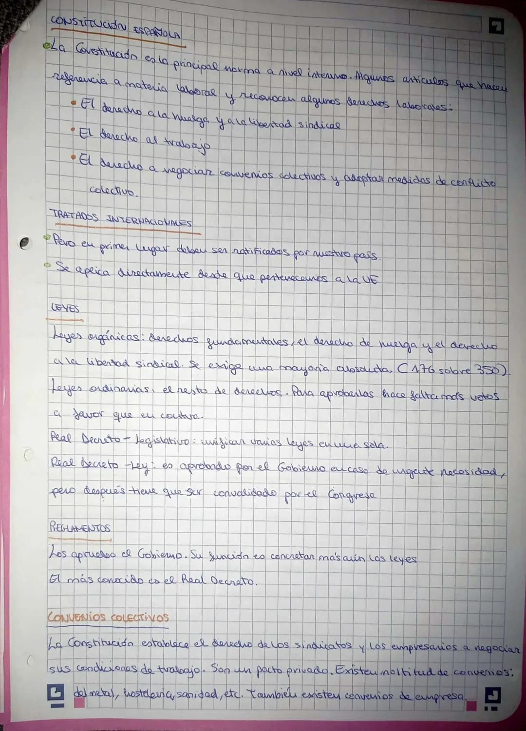 No todos los trabajos sou una relación laboral para firmar un contrato
de trabajo, ya que para constituir una relación laboral hacen falta q