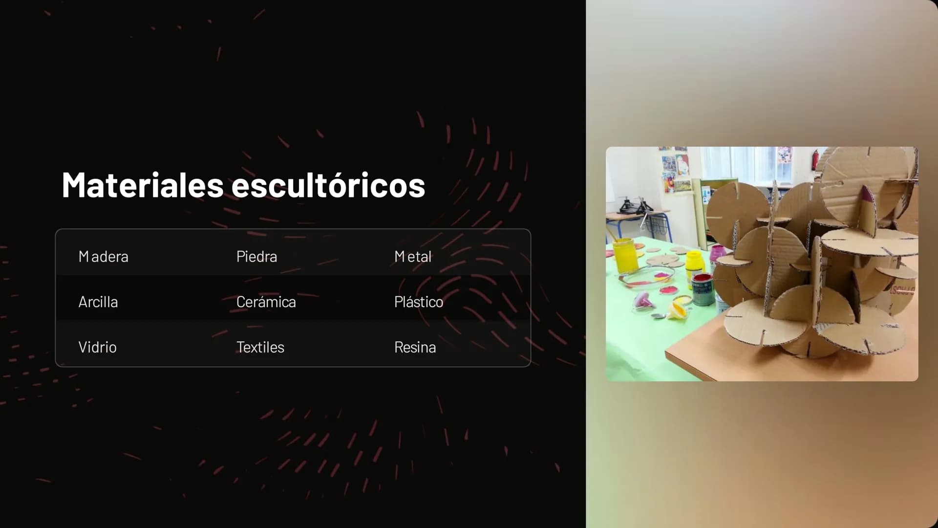 # Introducción a la
escultura

La escultura es una forma de arte tridimensional que involucra la
creación de formas utilizando una variedad 