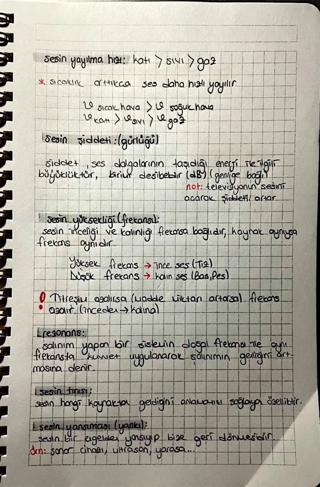 # dalgalan

Bir cismin denge konumundan Tleri-geri yopuası-
na titreşim denir.

Dalga esnek ortamda Tlerlerken
Terleyen ortam degil dalganın