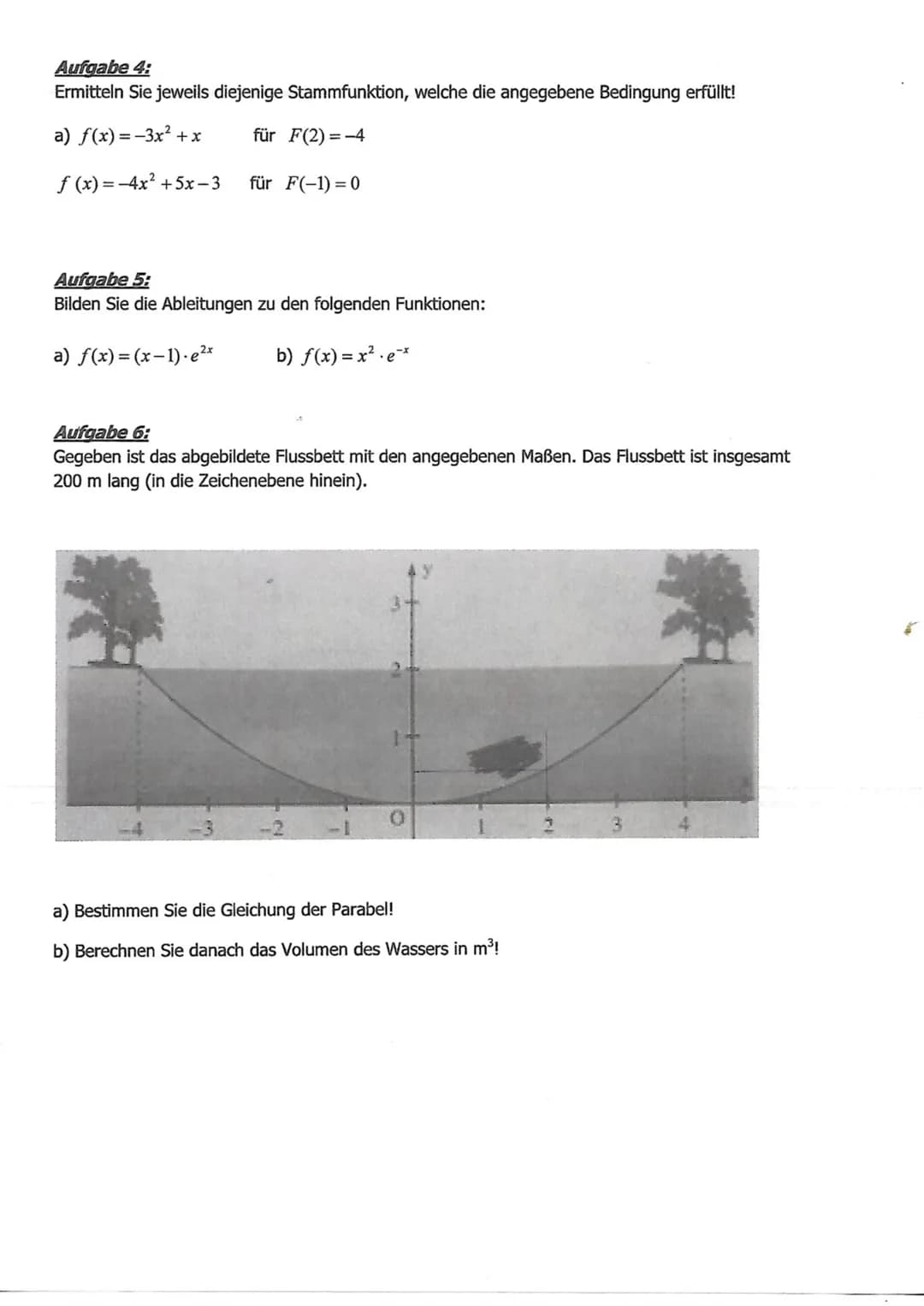 # 1. Matheklausur Q1
Analysis II 26.10.2021

Aufgabe 1:
Bestimmen Sie die Stammfunktionen F für folgende Funktionen f!
a) $f(x) = -x^2+x+6$ 