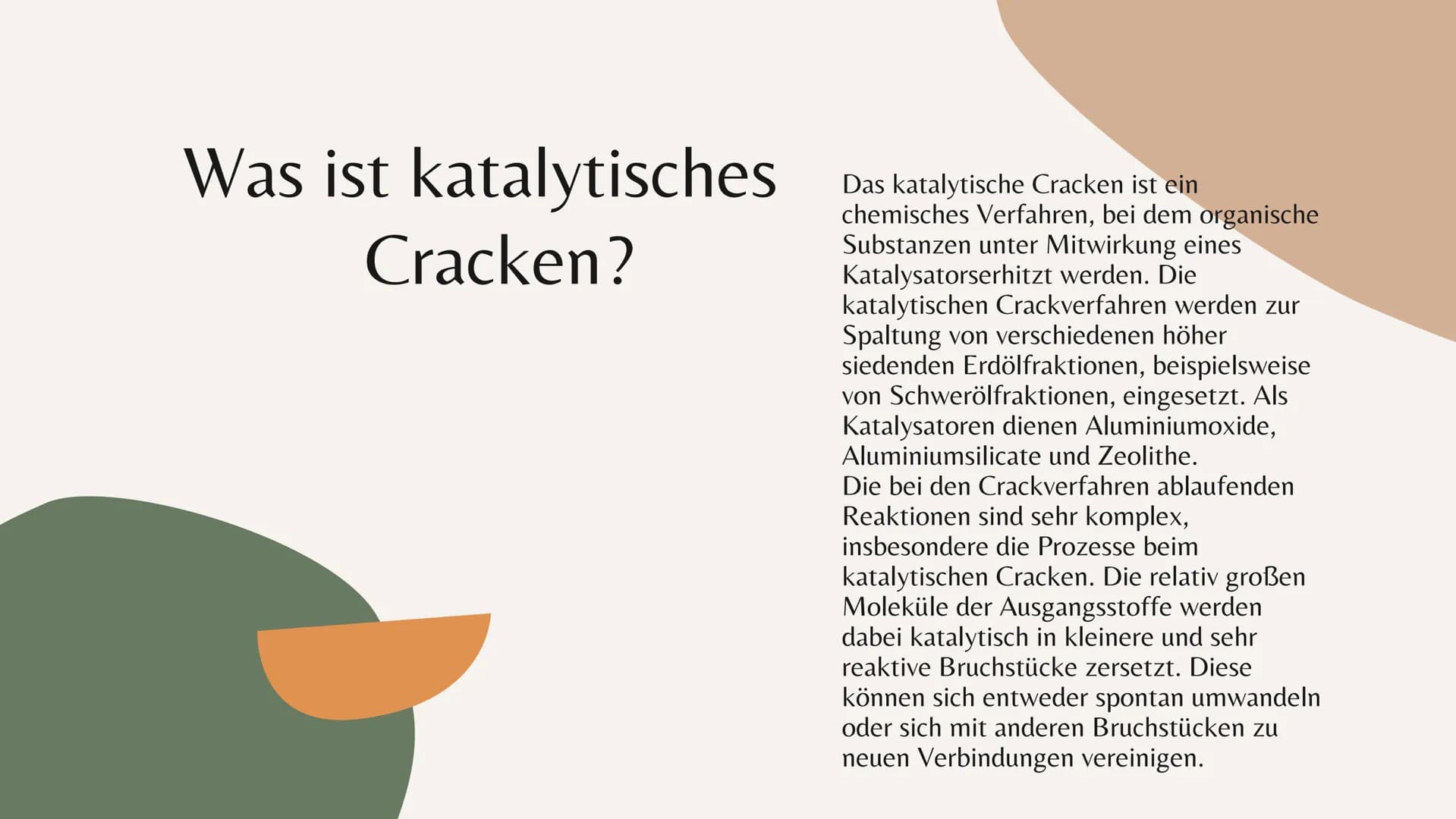 # Das

# Cracken von Erdölen

Leah Blatt, Sara Ganser Inhalt

Was ist cracken?

Katalytisches cracken

Warum crackt man erdöl

Erste mal gec