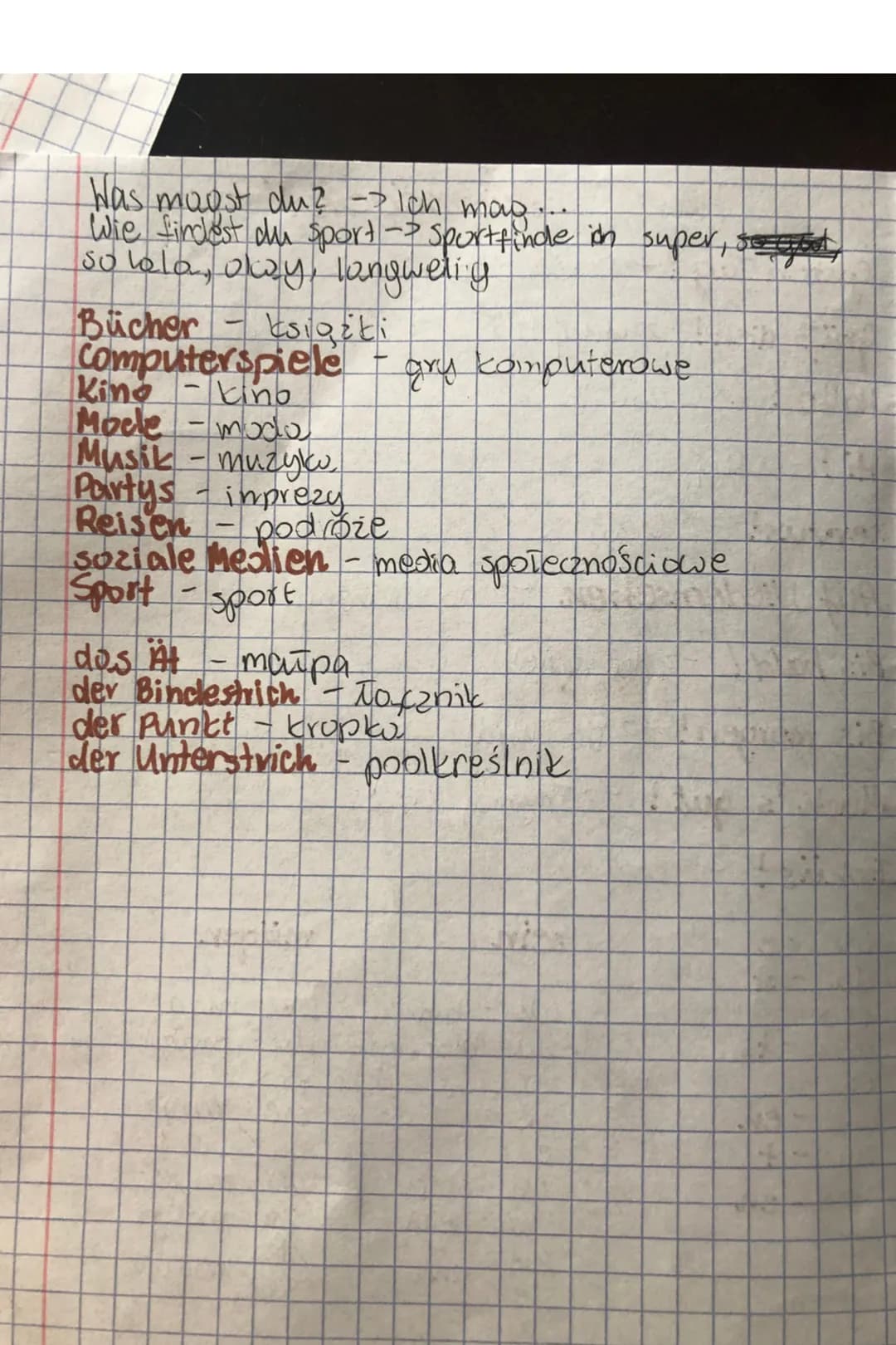 Niemeecike

Guten Tag! Dzień dobry!

Grüß dich! Witaj!

Hallo! Cześć!

Ні! - нет!

servus! Cześć

Auf Wiedernschen bo widzenia

Bis bald! Na
