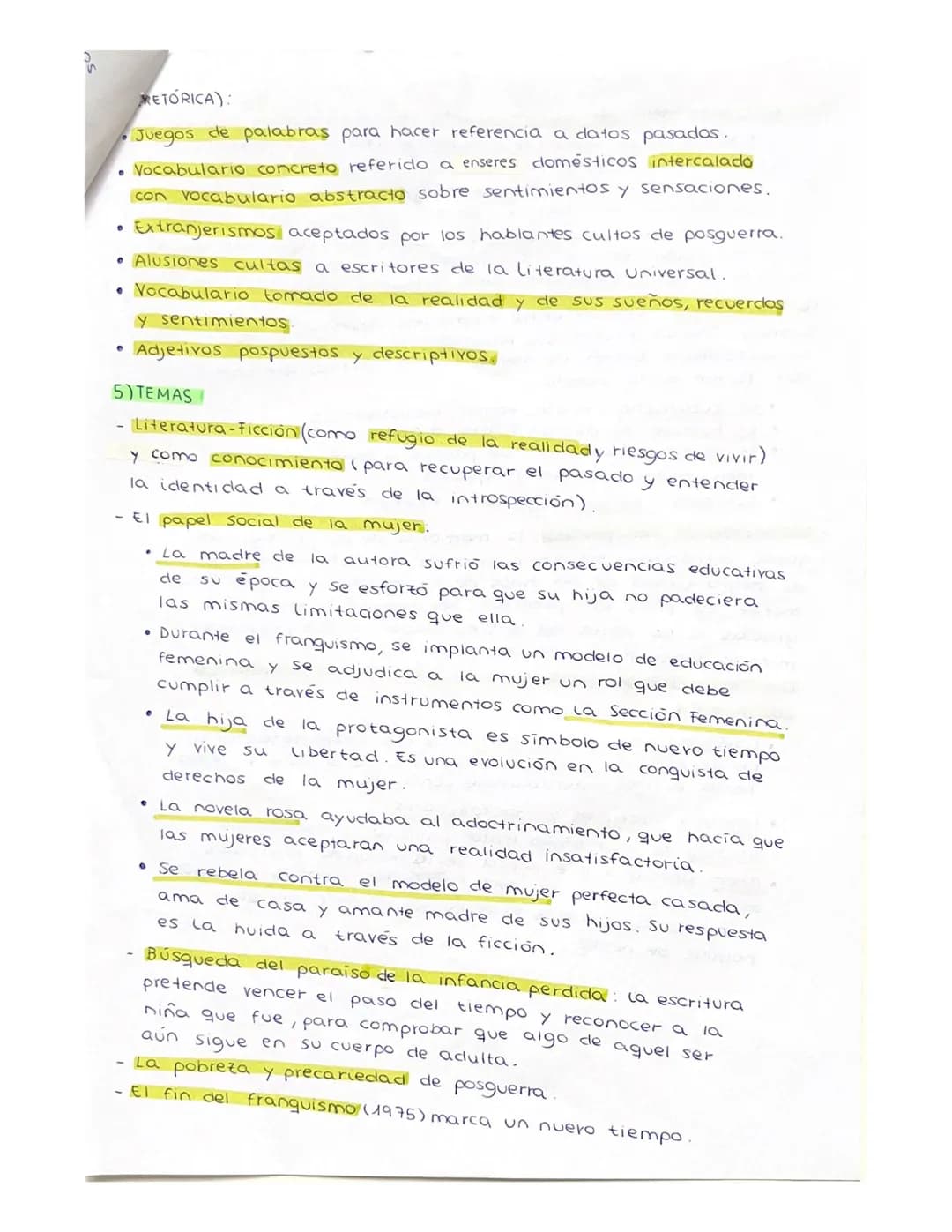 
<h2>Importancia del interlocutor en el cuarto de atrás</h2>
<p>En "El Cuarto de Atrás", Carmen Martín Gaite busca rescatar su pasado a trav