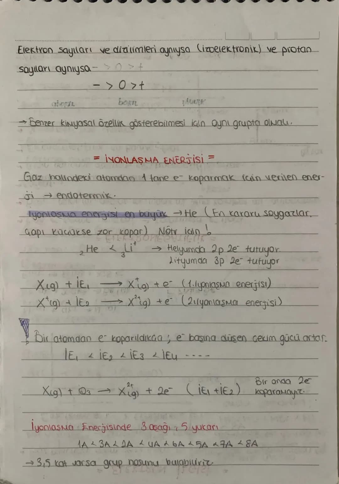 PERİYODİK ÖZELLİKLER

Kovalent Yarıçap

Electron ortaklaşması ile oluşur. (Molekülde)

Özdeş iki atomun çekirdek uzaklığı

¥
a
a
Geraek yarı