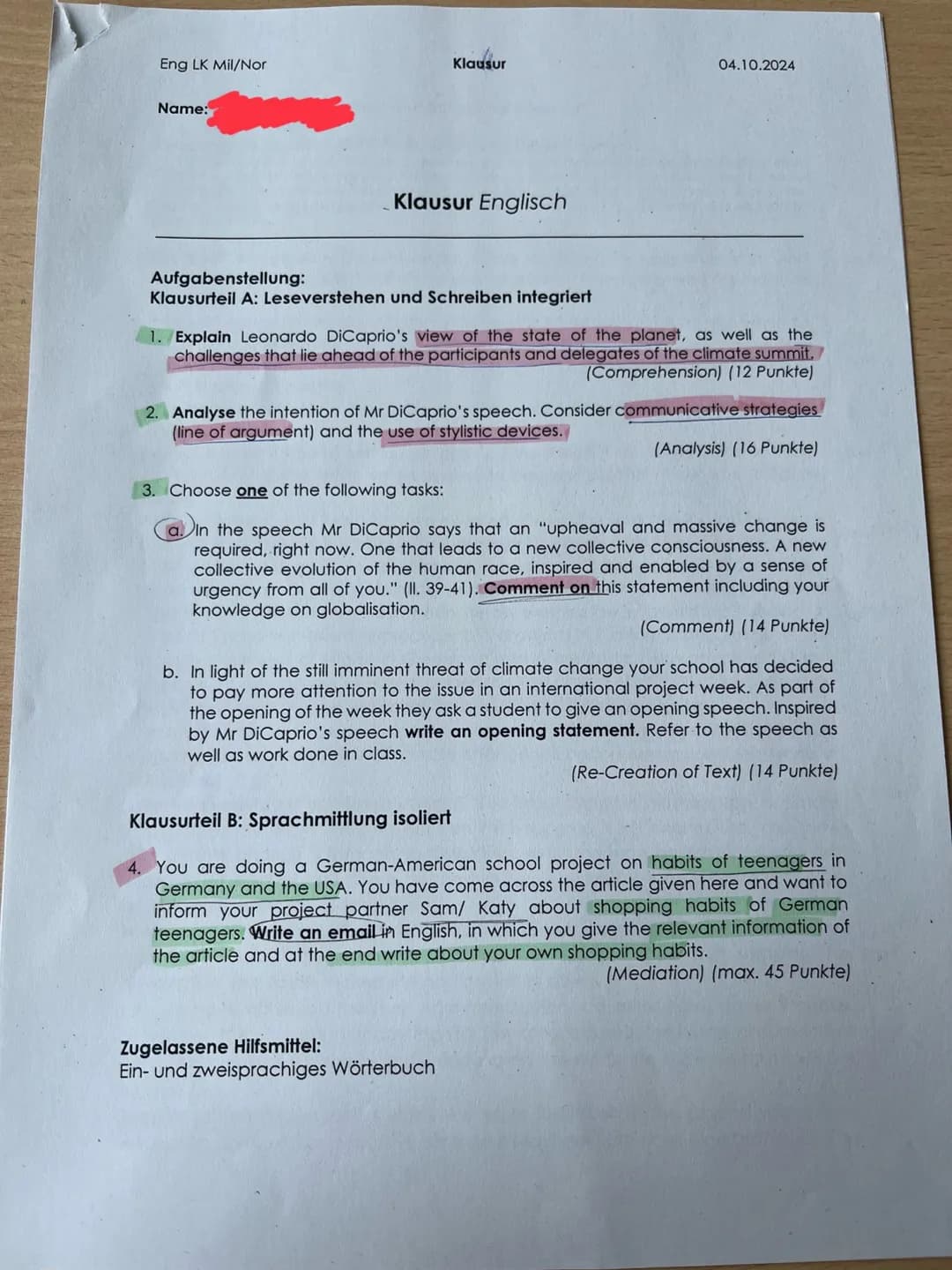 Eng LK Mil/Nor
Klausur
04.10.2024
Name:
Klausur Englisch
Aufgabenstellung:
Klausurteil A: Leseverstehen und Schreiben integriert
1. Expla