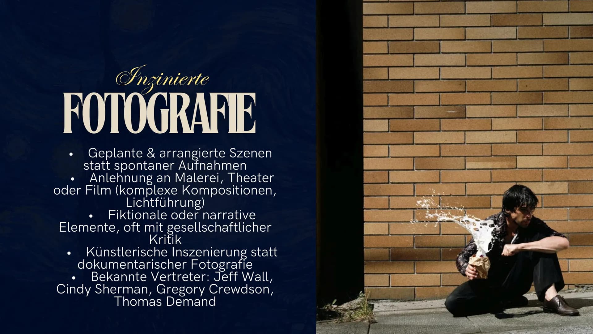 # exploring
# JEFF WALL
INZINIERTE FOTOGRAFIE # Die
# GLIEDERUNG
* Jeff Wall
* Lebenslauf
* Werkübersicht
* Thematik
* Inhalt