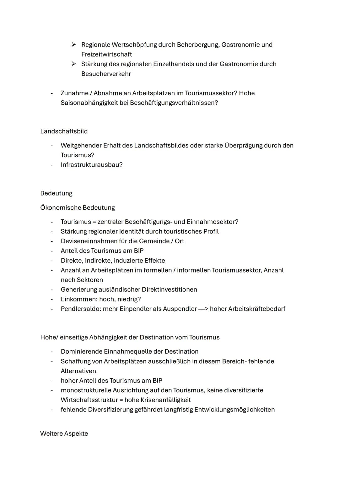 TOURISMUS
Wohlstandsunterschiede (finanzielle Disparitäten), bieten einheimische Bevölkerung
viel mehr zu verdienen und ihren Lebensstandard