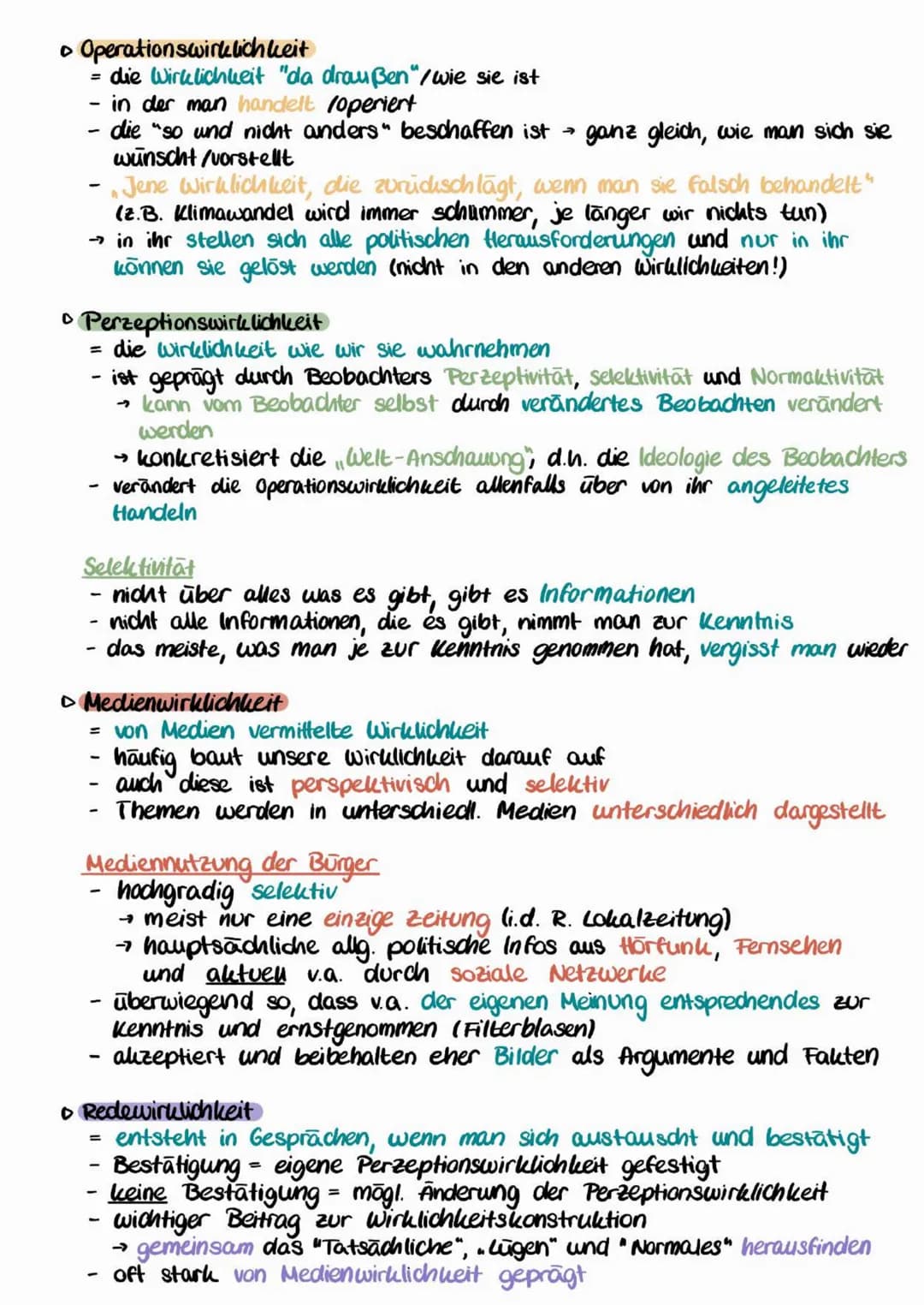 POLITISCHE WILLENSBILDUNG
IM ZEITALTER VON MEDIEN
Politische Entscheidungsträger
Agenda Setting
Problem
Problem-
verhandlung
Bürger-
initiat