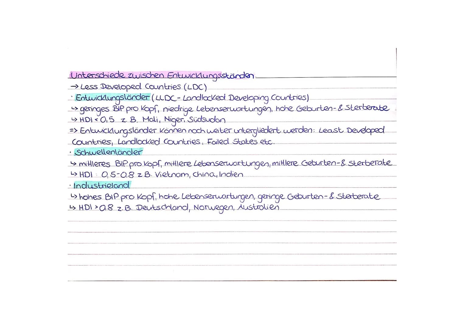 Erdkunde
Sozioökonomische Entwicklungsstände von Räumen
→ Entwicklungsstände von Ländern
Indikatoren zu den Entwicklungsständen / Untersc