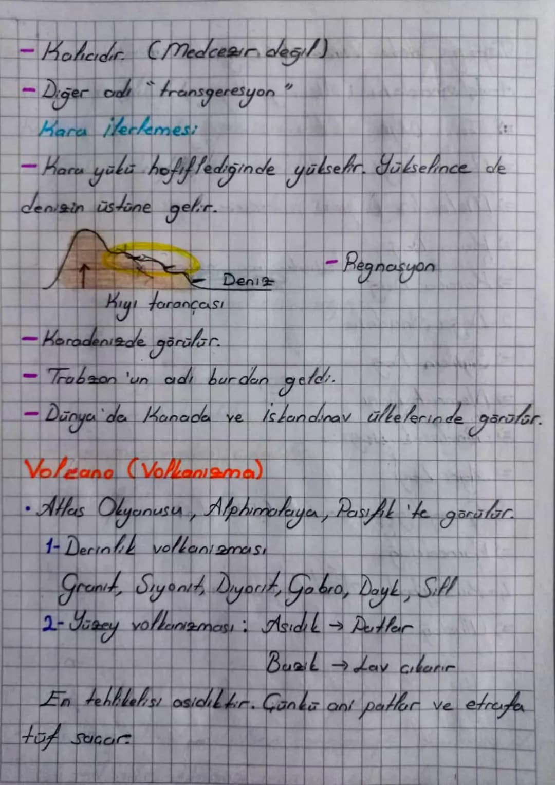 # İÇ KUVVETLER
Gücünü ve enerjisini yerın derinliklerinden yani
çekirdektelı manyetışmadan atır.
Levhaların hareketiyle (tektonizma) oluşu