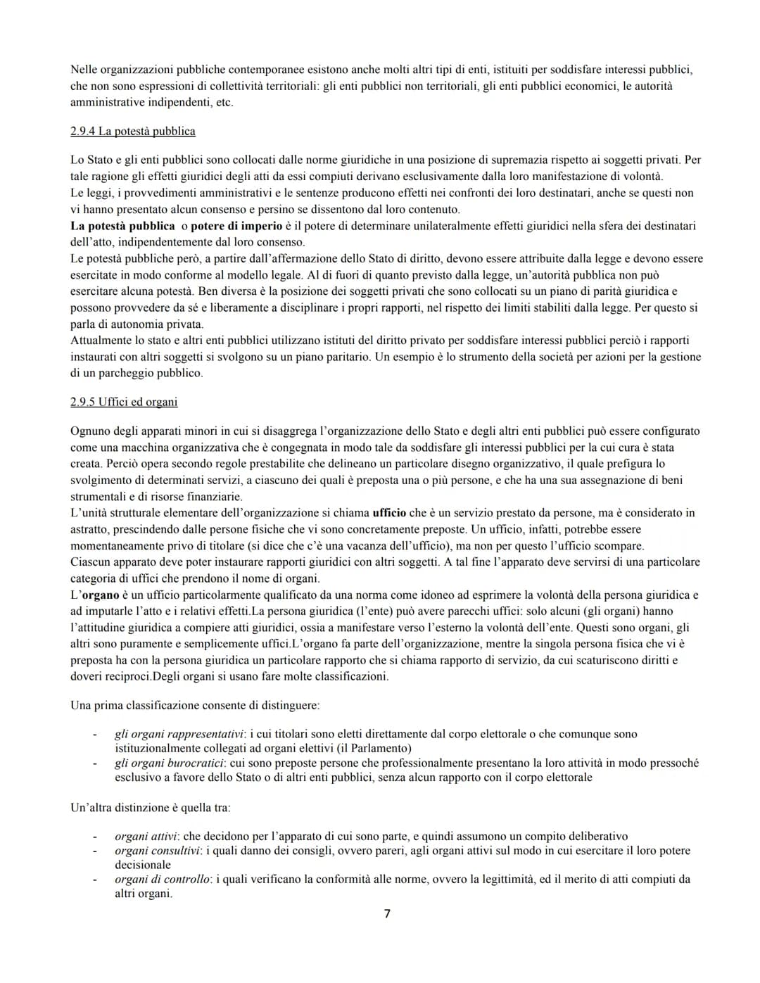 Riassunti di Diritto
Introduzione
Il termine diritto viene impiegato, nel linguaggio tecnico dei giuristi, in almeno due significati diversi