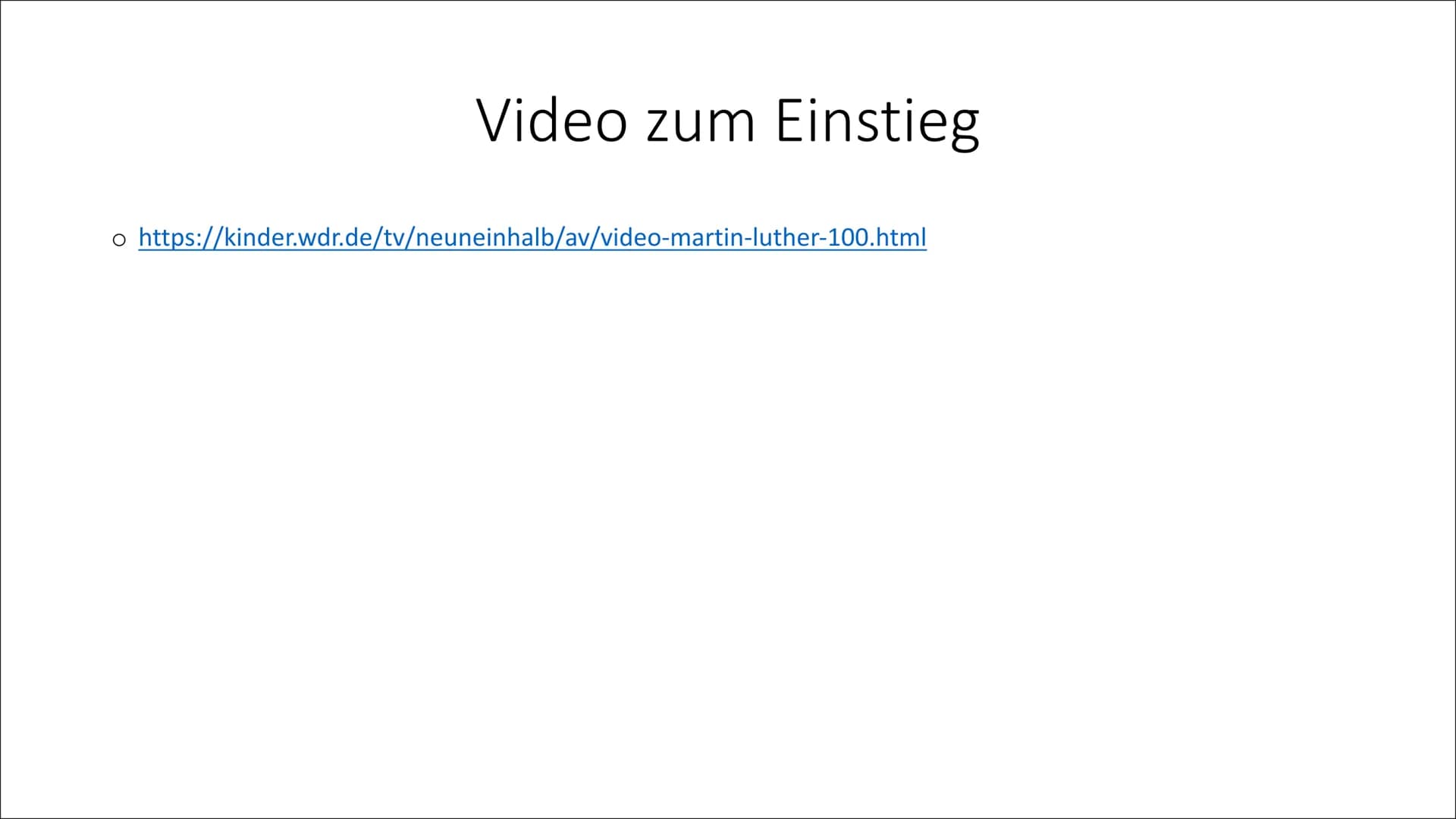 # Die
theologische
Lehre Martin
Luthers
Eine Präsentation von Luana Astemio
und Lea Gagliardi Gliederung
1. Bild zum Einstieg
2. Wer war M