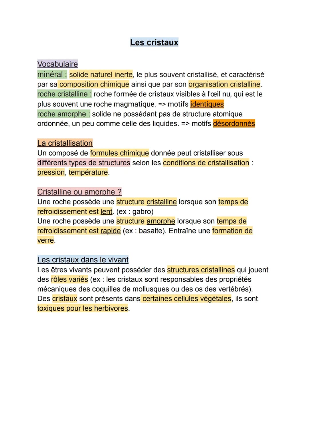 # Les cristaux
Vocabulaire
minéral: solide naturel inerte, le plus souvent cristallisé, et caractérisé
par sa composition chimique ainsi q